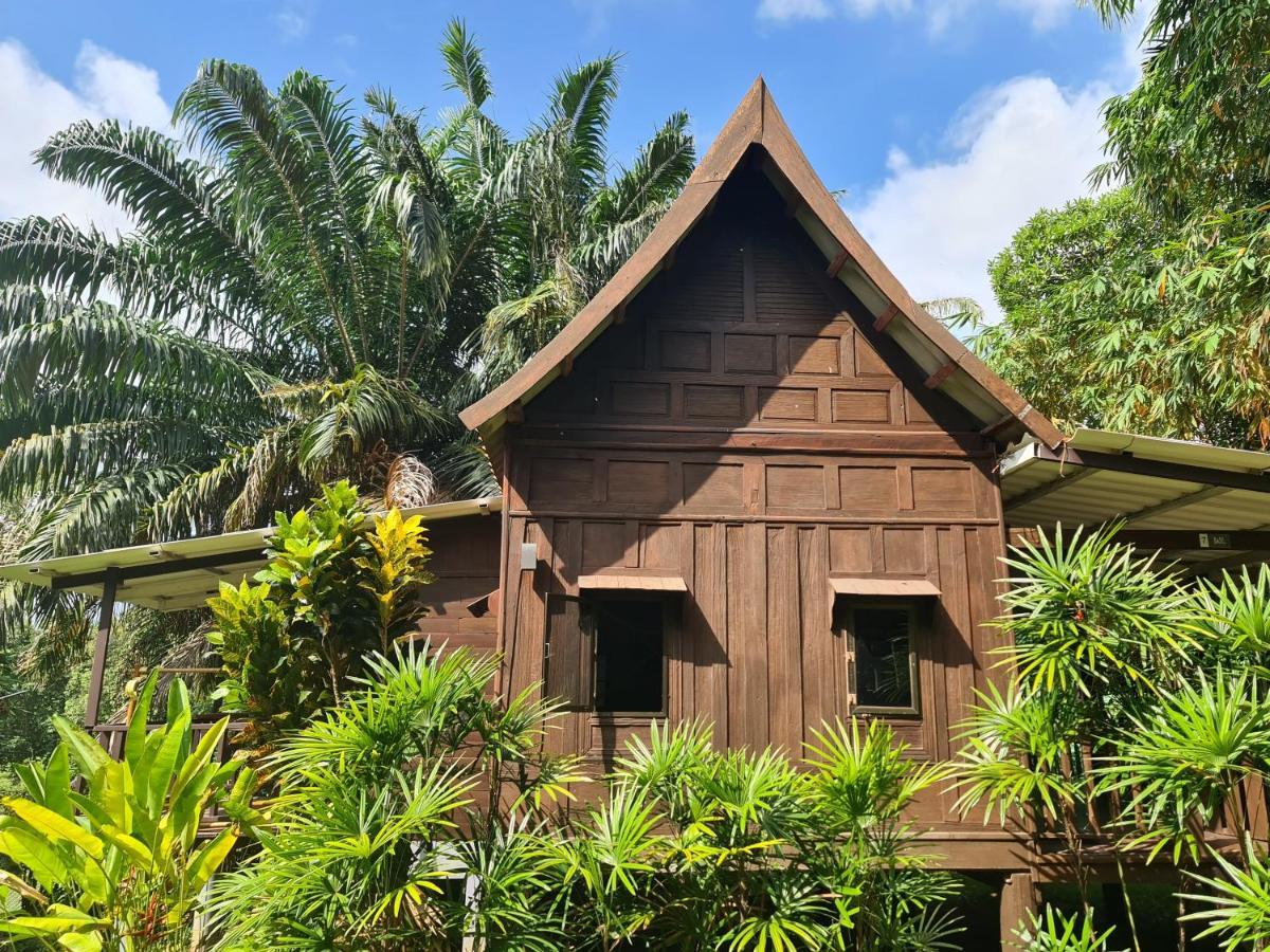 Thai Heritage Koh Mak Hotel Exterior photo