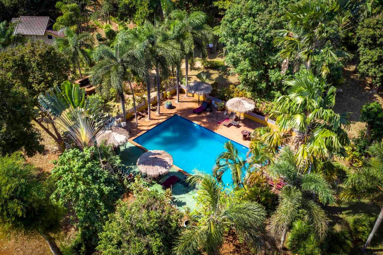 Thai Heritage Koh Mak Hotel Exterior photo