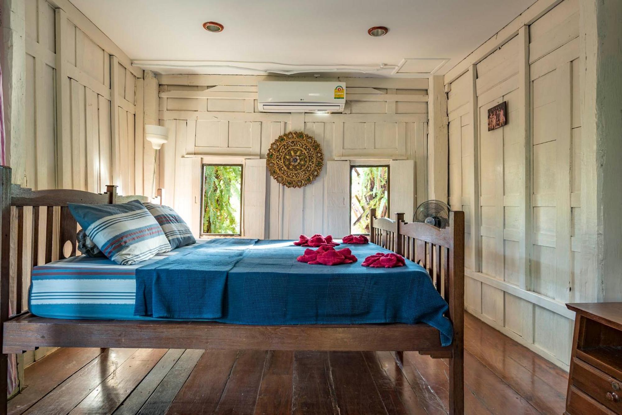 Thai Heritage Koh Mak Hotel Exterior photo
